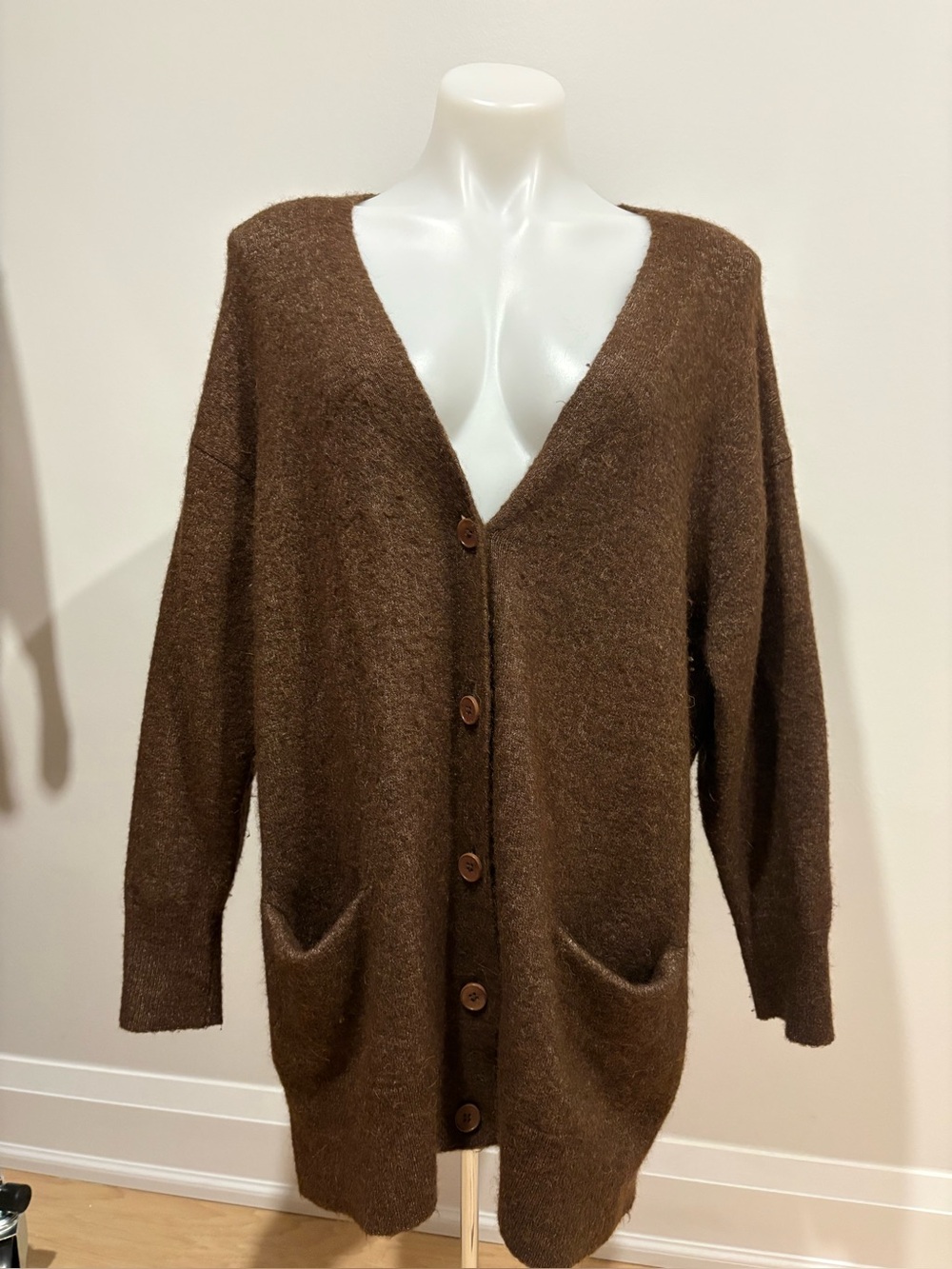 Wilfred Chestnut Brown V-Neck Button Front Women's Sweater Cardigan